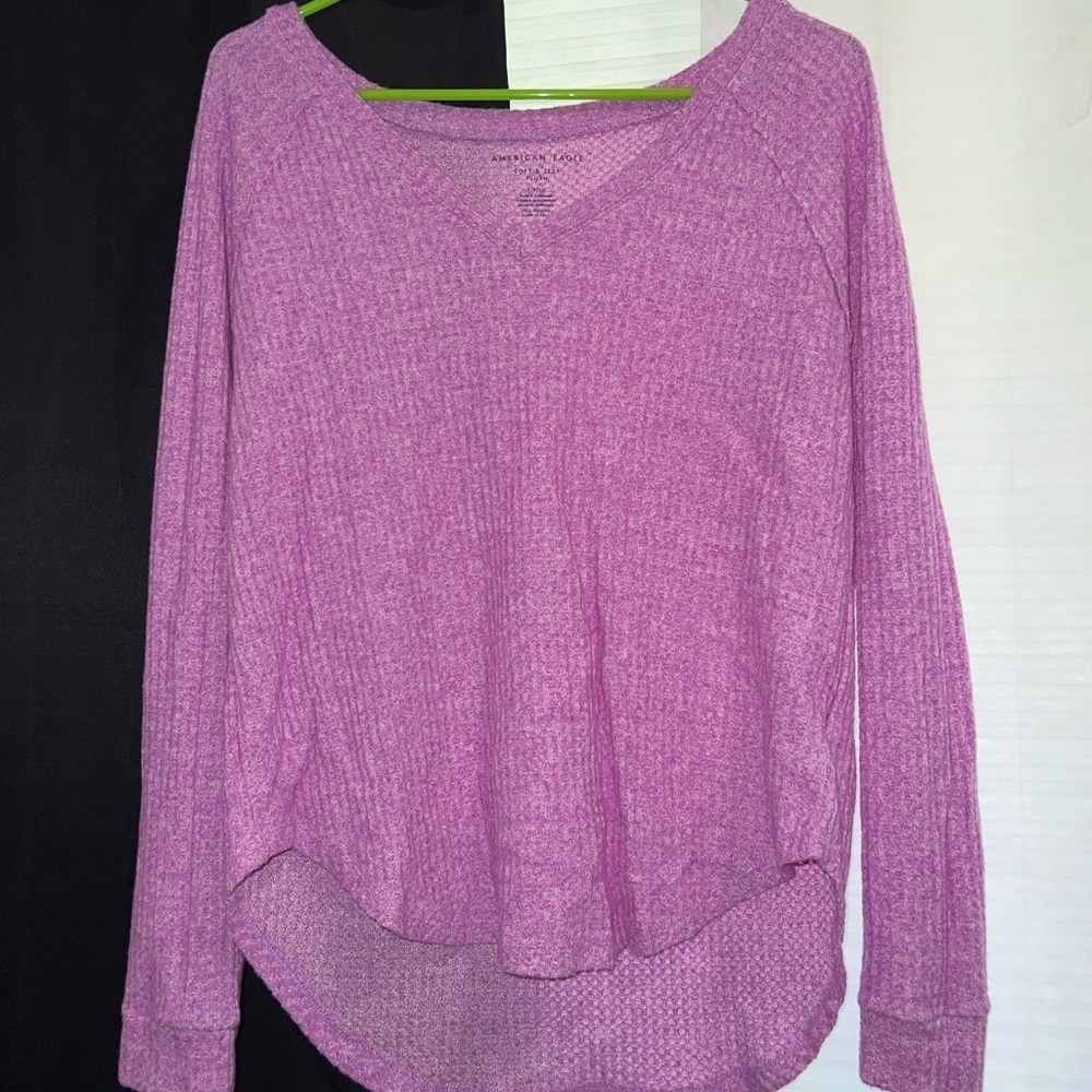 American Eagle Outfitters Soft & Sexy Plush Long Sleeve in Size Small